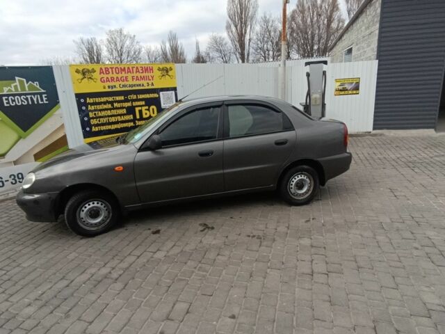 Сірий Деу Сенс, об'ємом двигуна 1.5 л та пробігом 158 тис. км за 3300 $, фото 5 на Automoto.ua