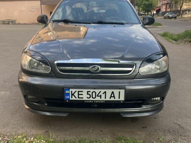 Серый Дэу Сенс, объемом двигателя 1.5 л и пробегом 155 тыс. км за 3300 $, фото 1 на Automoto.ua