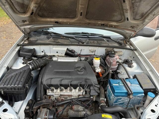 Серый Дэу Сенс, объемом двигателя 1.3 л и пробегом 1000 тыс. км за 2350 $, фото 7 на Automoto.ua