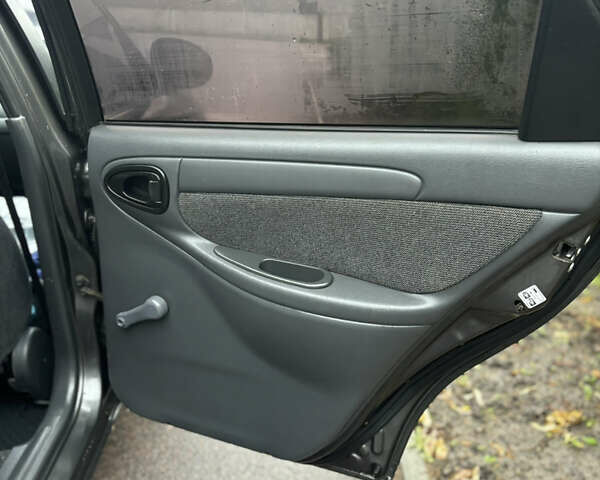 Серый Дэу Сенс, объемом двигателя 1.3 л и пробегом 178 тыс. км за 2399 $, фото 13 на Automoto.ua