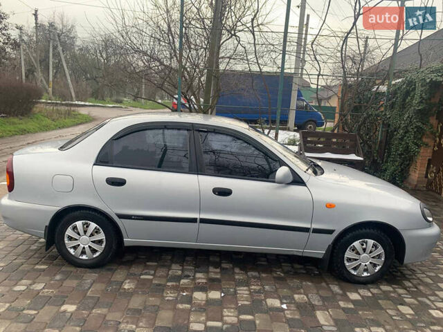 Сірий Деу Сенс, об'ємом двигуна 1.3 л та пробігом 97 тис. км за 3050 $, фото 1 на Automoto.ua