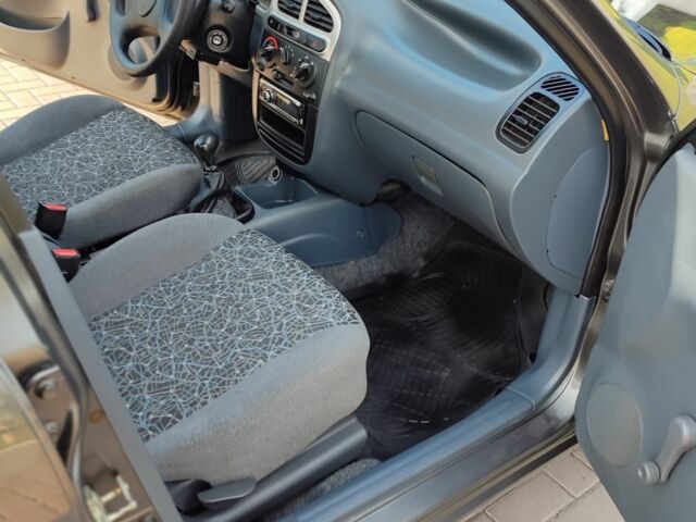 Сірий Деу Сенс, об'ємом двигуна 0 л та пробігом 140 тис. км за 2800 $, фото 8 на Automoto.ua