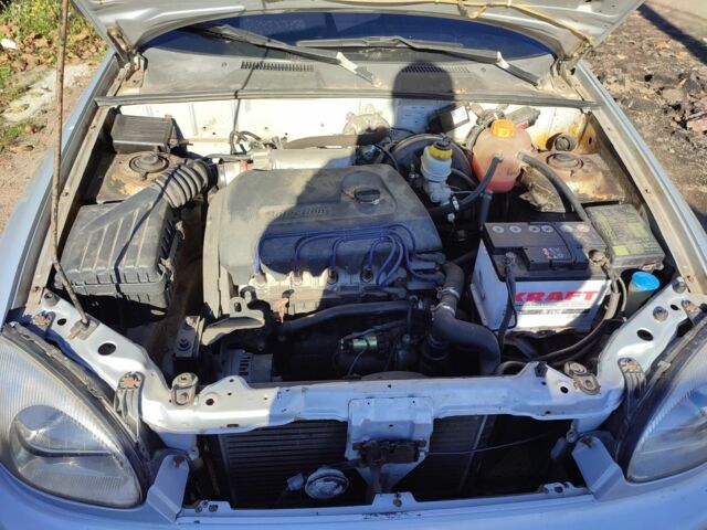 Серый Дэу Сенс, объемом двигателя 1 л и пробегом 180 тыс. км за 1900 $, фото 1 на Automoto.ua