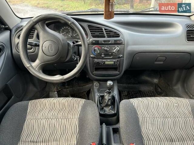 Сірий Деу Сенс, об'ємом двигуна 1.5 л та пробігом 190 тис. км за 3600 $, фото 2 на Automoto.ua