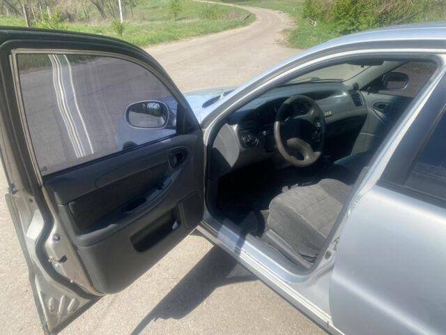 Сірий Деу Сенс, об'ємом двигуна 1.5 л та пробігом 155 тис. км за 2500 $, фото 6 на Automoto.ua