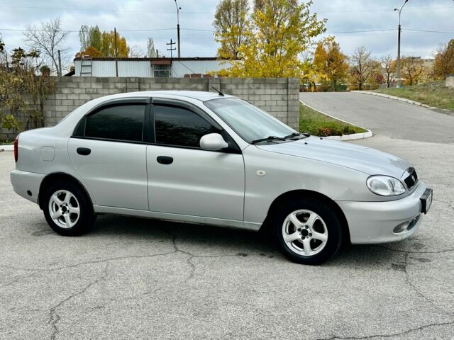 Сірий Деу Сенс, об'ємом двигуна 1.5 л та пробігом 176 тис. км за 3200 $, фото 1 на Automoto.ua