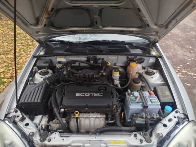 Сірий Деу Сенс, об'ємом двигуна 1.4 л та пробігом 130 тис. км за 3500 $, фото 4 на Automoto.ua