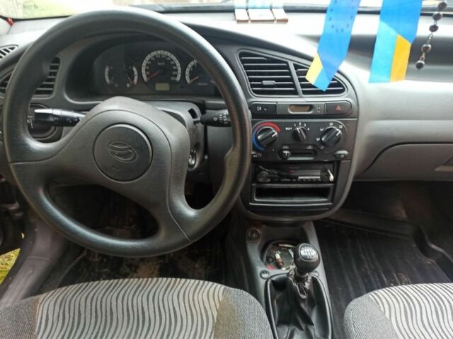 Сірий Деу Сенс, об'ємом двигуна 1.5 л та пробігом 117 тис. км за 3300 $, фото 4 на Automoto.ua