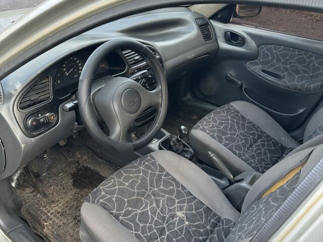 Сірий Деу Сенс, об'ємом двигуна 1.3 л та пробігом 200 тис. км за 1450 $, фото 3 на Automoto.ua