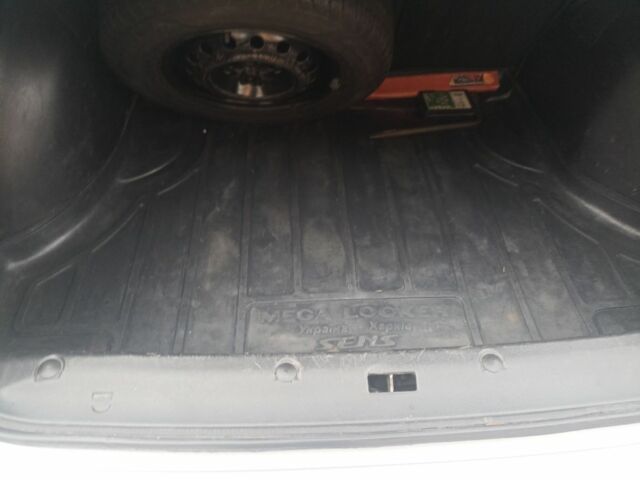 Сірий Деу Сенс, об'ємом двигуна 1.5 л та пробігом 180 тис. км за 3200 $, фото 3 на Automoto.ua