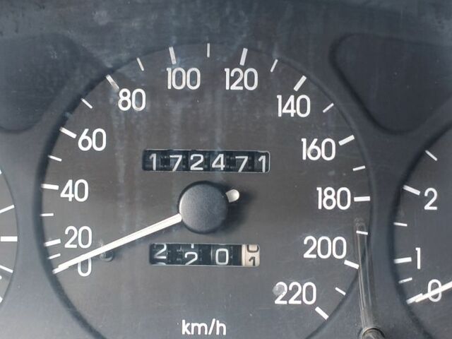 Серый Дэу Сенс, объемом двигателя 1.5 л и пробегом 172 тыс. км за 2600 $, фото 2 на Automoto.ua