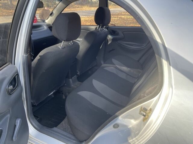 Сірий Деу Сенс, об'ємом двигуна 1.3 л та пробігом 250 тис. км за 1900 $, фото 5 на Automoto.ua