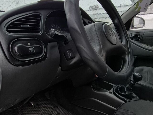 Сірий Деу Сенс, об'ємом двигуна 1.5 л та пробігом 168 тис. км за 2800 $, фото 10 на Automoto.ua