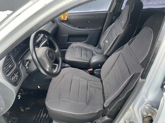 Сірий Деу Сенс, об'ємом двигуна 1.3 л та пробігом 186 тис. км за 1999 $, фото 6 на Automoto.ua