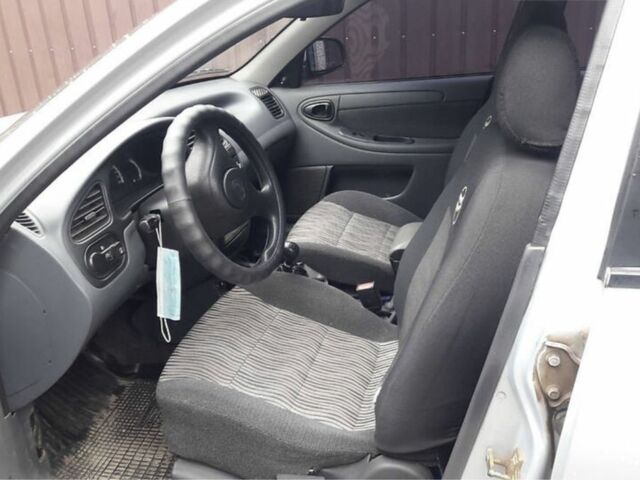 Серый Дэу Сенс, объемом двигателя 1.3 л и пробегом 72 тыс. км за 3400 $, фото 3 на Automoto.ua