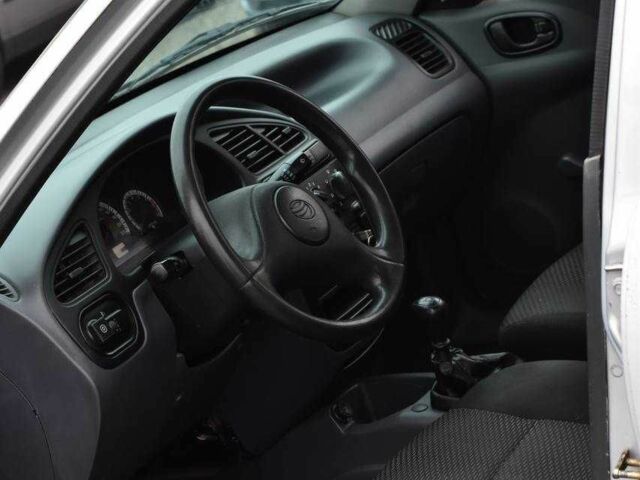 Серый Дэу Сенс, объемом двигателя 1.3 л и пробегом 215 тыс. км за 3250 $, фото 6 на Automoto.ua