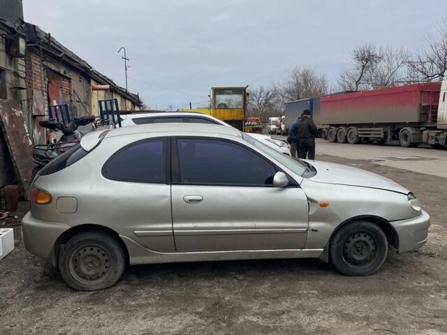 Серый Дэу Сенс, объемом двигателя 1.6 л и пробегом 150 тыс. км за 1900 $, фото 4 на Automoto.ua