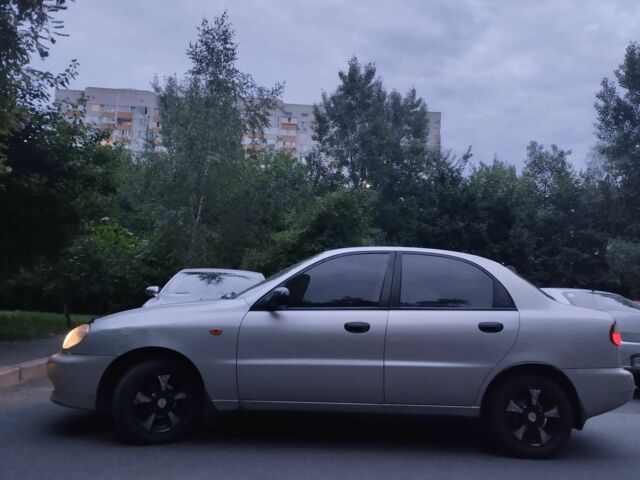 Серый Дэу Сенс, объемом двигателя 1.5 л и пробегом 262 тыс. км за 3000 $, фото 2 на Automoto.ua