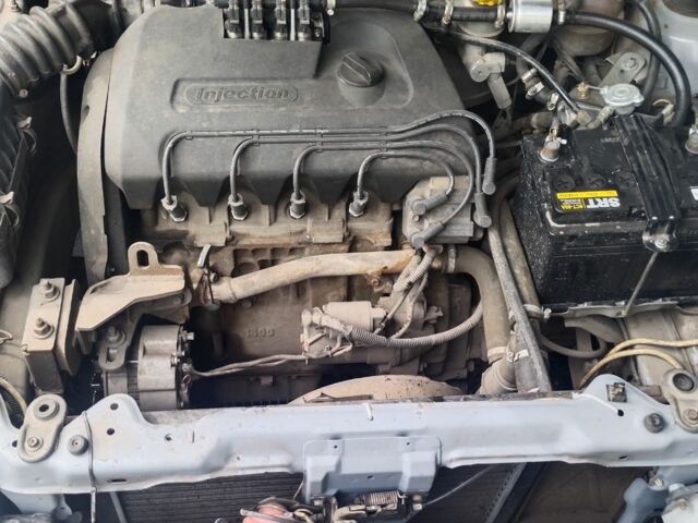 Дэу Сенс 2007 в Кривом Роге на Automoto.ua Серый Дэу Сенс, объемом двигателя 1.3 л и пробегом 139 тыс. км за 1500 $, фото 12 на Automoto.ua