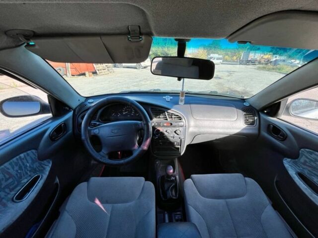 Серый Дэу Сенс, объемом двигателя 1.6 л и пробегом 200 тыс. км за 2300 $, фото 3 на Automoto.ua