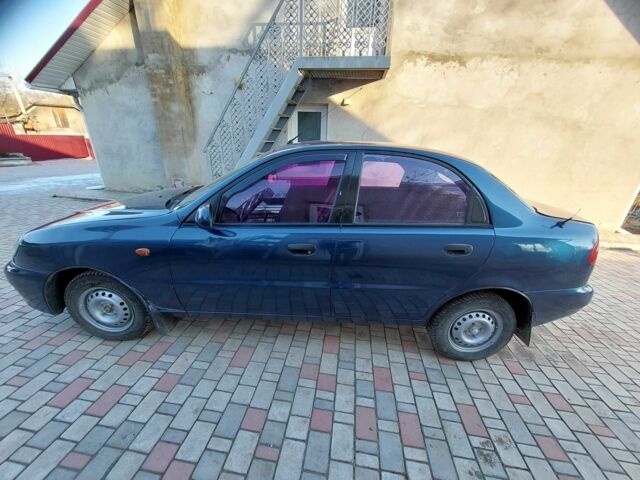Синий Дэу Сенс, объемом двигателя 1.5 л и пробегом 240 тыс. км за 2200 $, фото 1 на Automoto.ua