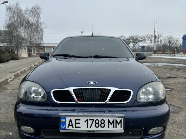 Синий Дэу Сенс, объемом двигателя 1.5 л и пробегом 200 тыс. км за 3300 $, фото 1 на Automoto.ua