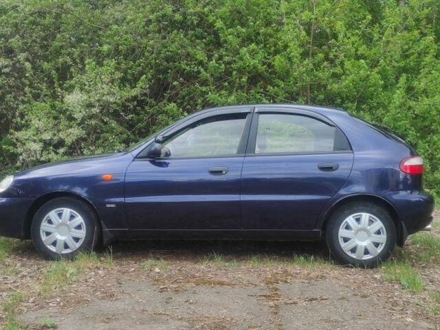 Синий Дэу Сенс, объемом двигателя 1.5 л и пробегом 277 тыс. км за 3300 $, фото 1 на Automoto.ua