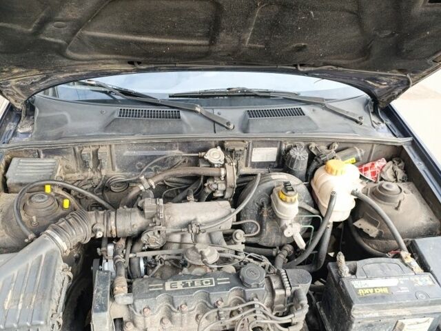 Синій Деу Сенс, об'ємом двигуна 1.5 л та пробігом 360 тис. км за 1700 $, фото 8 на Automoto.ua