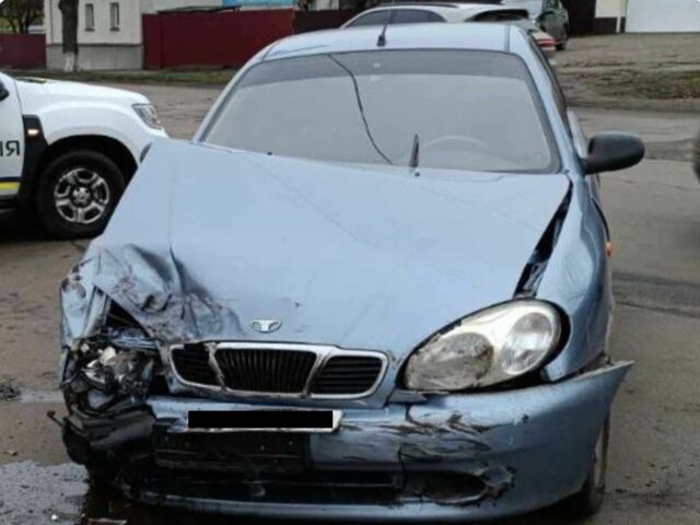 Синий Дэу Сенс, объемом двигателя 1.5 л и пробегом 139 тыс. км за 1000 $, фото 1 на Automoto.ua