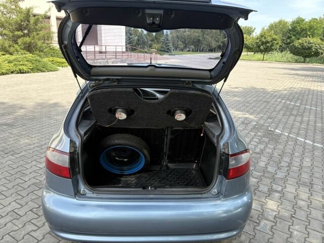 Синий Дэу Сенс, объемом двигателя 1.5 л и пробегом 203 тыс. км за 3000 $, фото 3 на Automoto.ua