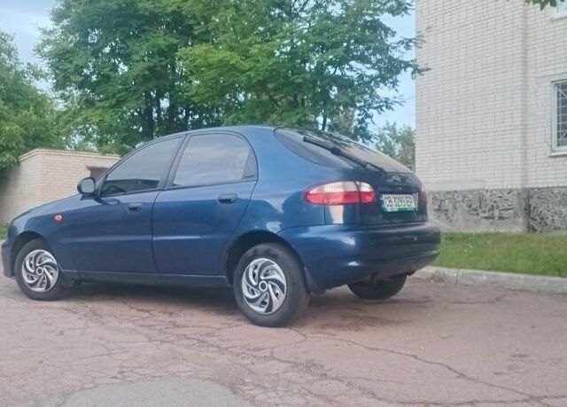 Синий Дэу Сенс, объемом двигателя 1.5 л и пробегом 146 тыс. км за 2200 $, фото 2 на Automoto.ua