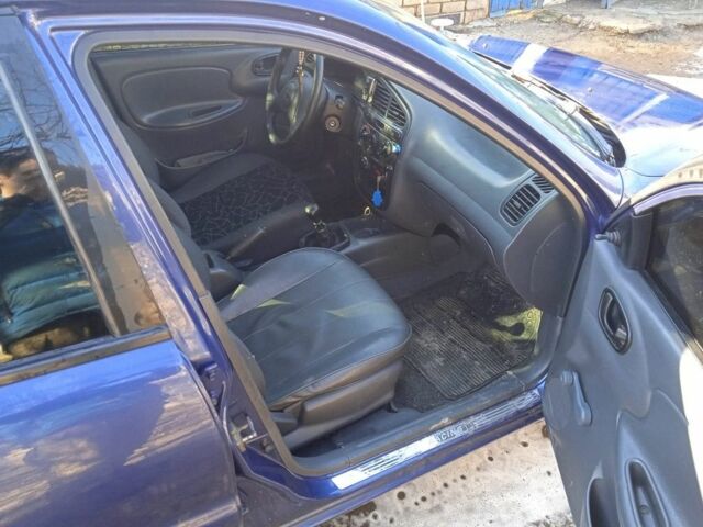 Синий Дэу Сенс, объемом двигателя 1.5 л и пробегом 3 тыс. км за 2000 $, фото 2 на Automoto.ua