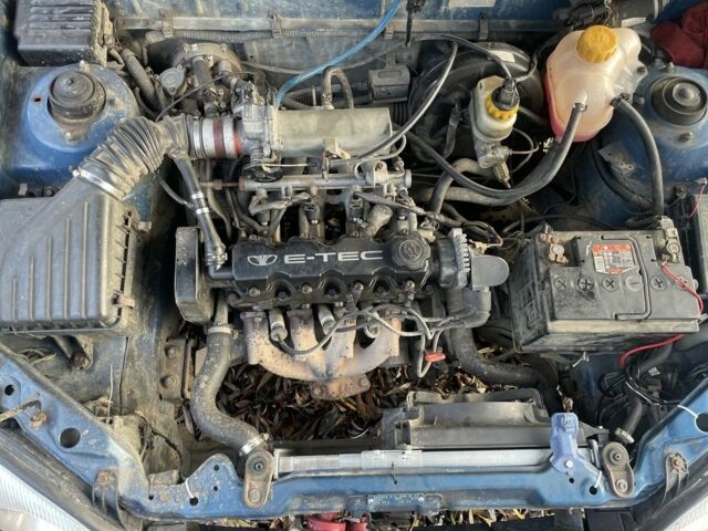 Синий Дэу Сенс, объемом двигателя 1.5 л и пробегом 376 тыс. км за 1750 $, фото 1 на Automoto.ua