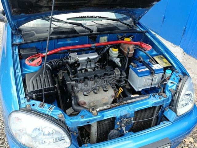 Синий Дэу Сенс, объемом двигателя 1.5 л и пробегом 2 тыс. км за 2700 $, фото 1 на Automoto.ua