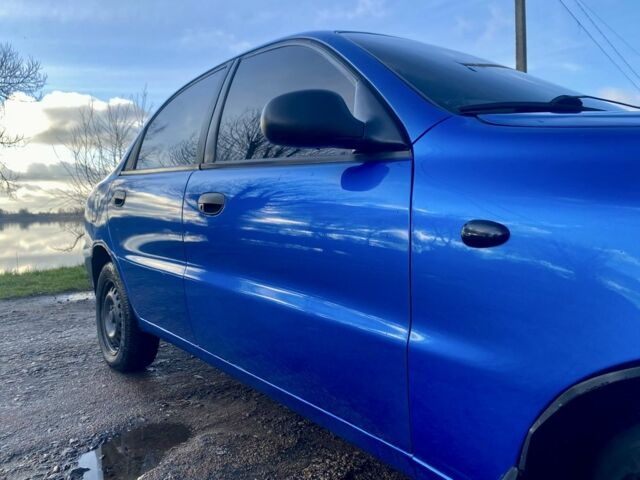 Синий Дэу Сенс, объемом двигателя 1.5 л и пробегом 220 тыс. км за 2700 $, фото 3 на Automoto.ua