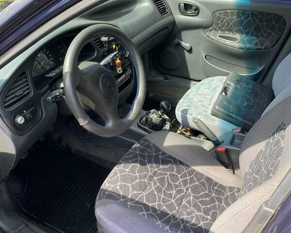 Синий Дэу Сенс, объемом двигателя 1.3 л и пробегом 202 тыс. км за 1807 $, фото 3 на Automoto.ua