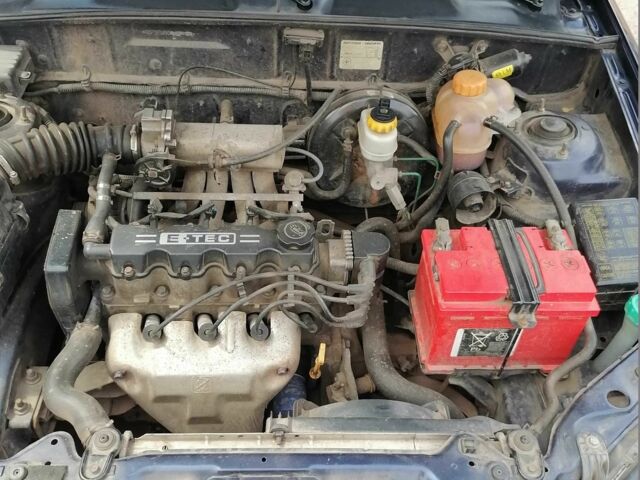 Синий Дэу Сенс, объемом двигателя 1.5 л и пробегом 195 тыс. км за 2800 $, фото 6 на Automoto.ua