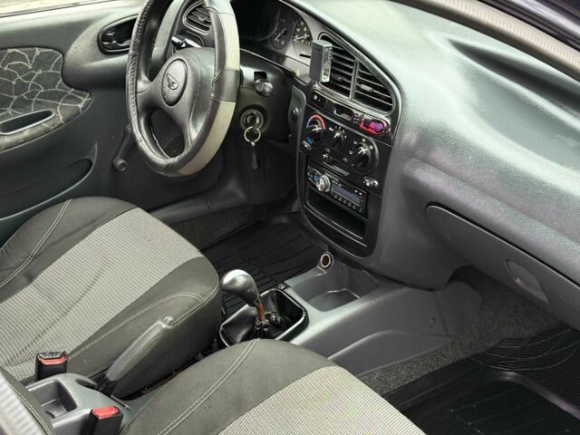 Синий Дэу Сенс, объемом двигателя 1.3 л и пробегом 192 тыс. км за 1700 $, фото 12 на Automoto.ua