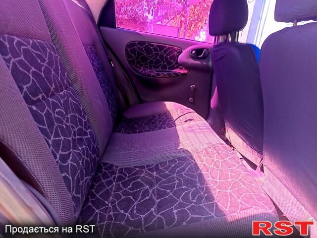 Синий Дэу Сенс, объемом двигателя 1.3 л и пробегом 250 тыс. км за 1200 $, фото 3 на Automoto.ua