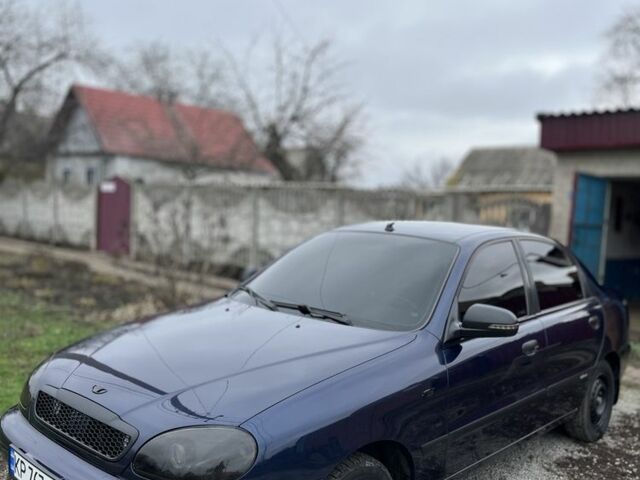 Синий Дэу Сенс, объемом двигателя 1.3 л и пробегом 220 тыс. км за 2500 $, фото 1 на Automoto.ua