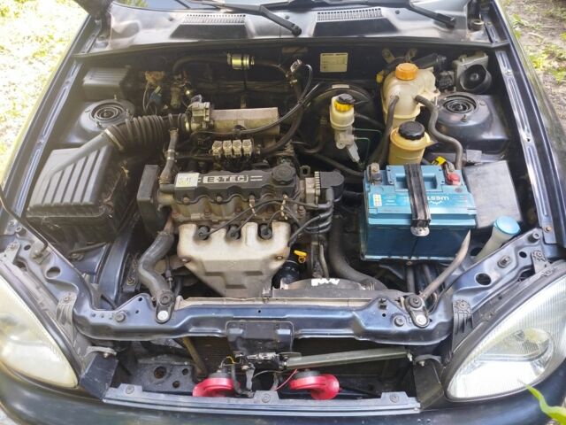 Синий Дэу Сенс, объемом двигателя 1.5 л и пробегом 235 тыс. км за 2200 $, фото 8 на Automoto.ua