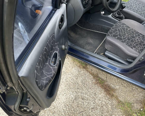 Деу Сенс 2003 у Львові на Automoto.ua Синій Деу Сенс, об'ємом двигуна 1.3 л та пробігом 258 тис. км за 1500 $, фото 13 на Automoto.ua