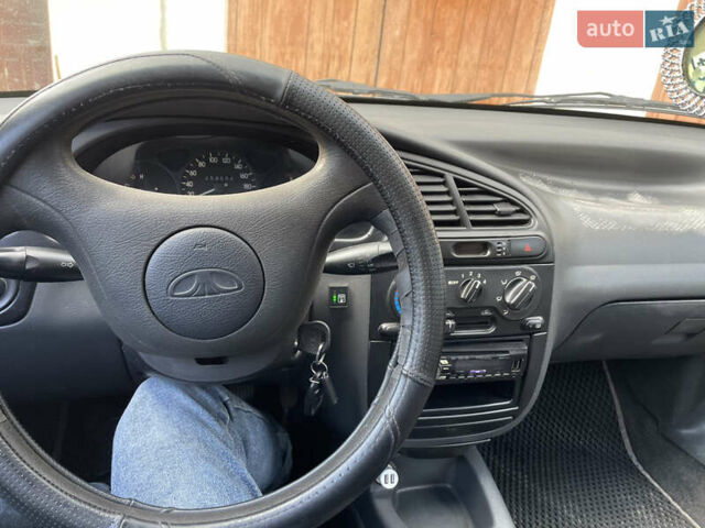 Деу Сенс 2003 у Львові на Automoto.ua Синій Деу Сенс, об'ємом двигуна 1.3 л та пробігом 258 тис. км за 1500 $, фото 8 на Automoto.ua