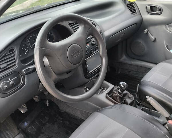Синій Деу Сенс, об'ємом двигуна 1.3 л та пробігом 252 тис. км за 1650 $, фото 3 на Automoto.ua