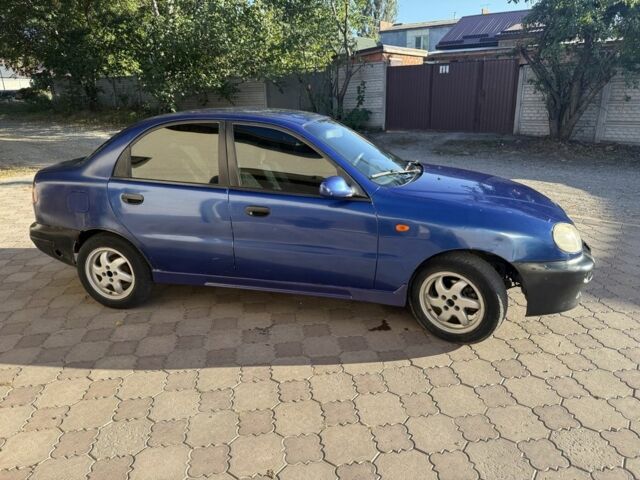 Дэу Сенс 2003 в Днепре (Днепропетровске) на Automoto.ua Синий Дэу Сенс, объемом двигателя 1.6 л и пробегом 555 тыс. км за 875 $, фото 3 на Automoto.ua