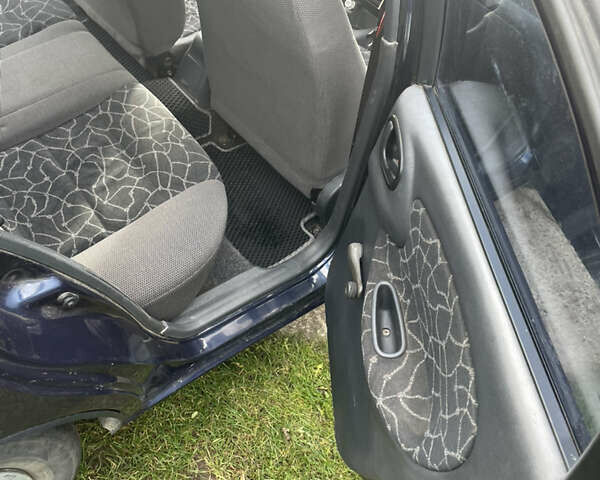 Деу Сенс 2003 у Львові на Automoto.ua Синій Деу Сенс, об'ємом двигуна 1.3 л та пробігом 258 тис. км за 1500 $, фото 9 на Automoto.ua