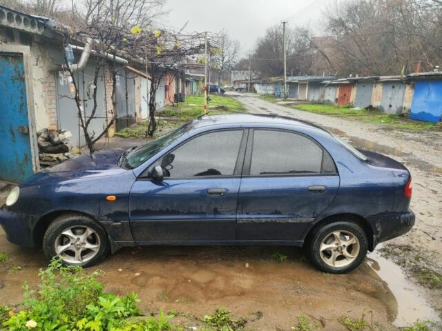 Синий Дэу Сенс, объемом двигателя 1.5 л и пробегом 217 тыс. км за 2100 $, фото 1 на Automoto.ua