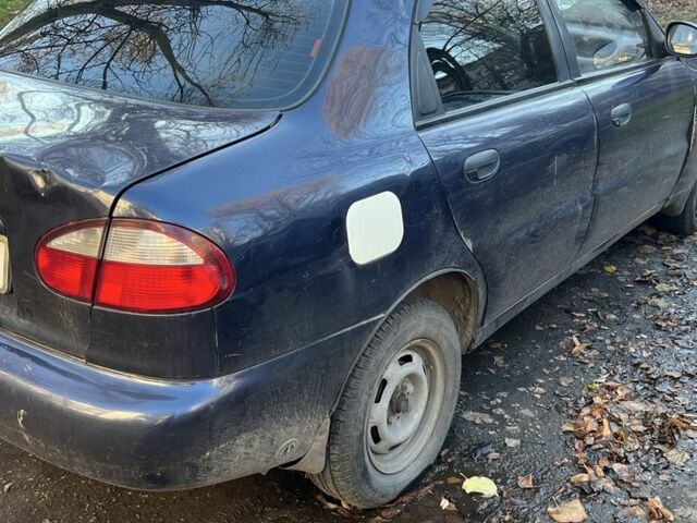 Синий Дэу Сенс, объемом двигателя 1.3 л и пробегом 250 тыс. км за 873 $, фото 4 на Automoto.ua