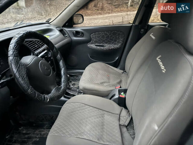 Синий Дэу Сенс, объемом двигателя 1.3 л и пробегом 300 тыс. км за 1350 $, фото 9 на Automoto.ua