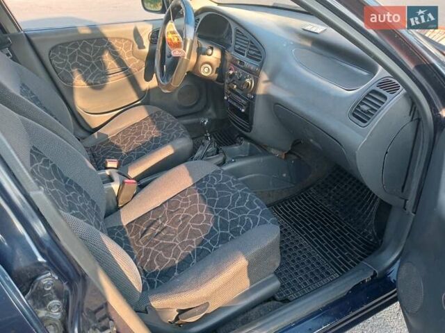 Синий Дэу Сенс, объемом двигателя 1.3 л и пробегом 230 тыс. км за 1450 $, фото 3 на Automoto.ua